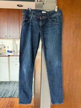 Hudson Jeans Women's Straight Leg Dark Blue Denim 2 pairs!